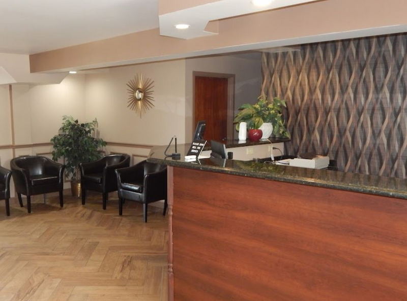 Colonial Inn (Crescent Motel) - From Web Listing (newer photo)